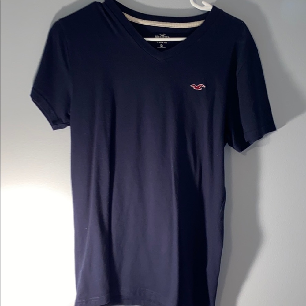 Hollister V-Neck Tee. Size XS